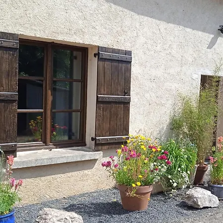 Maison En Pierre Avec Jardin Clos, 7 Pers , Calme Pres De Nantes Et Rennes Prázdninový dům *