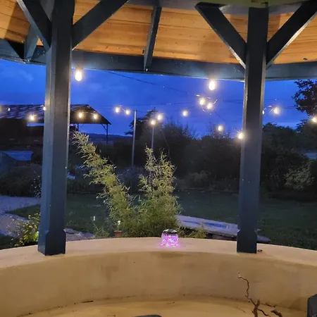 Prázdninový dům Calme, Jardin Clos, Chiens Bienvenus, Pres De Nantes *